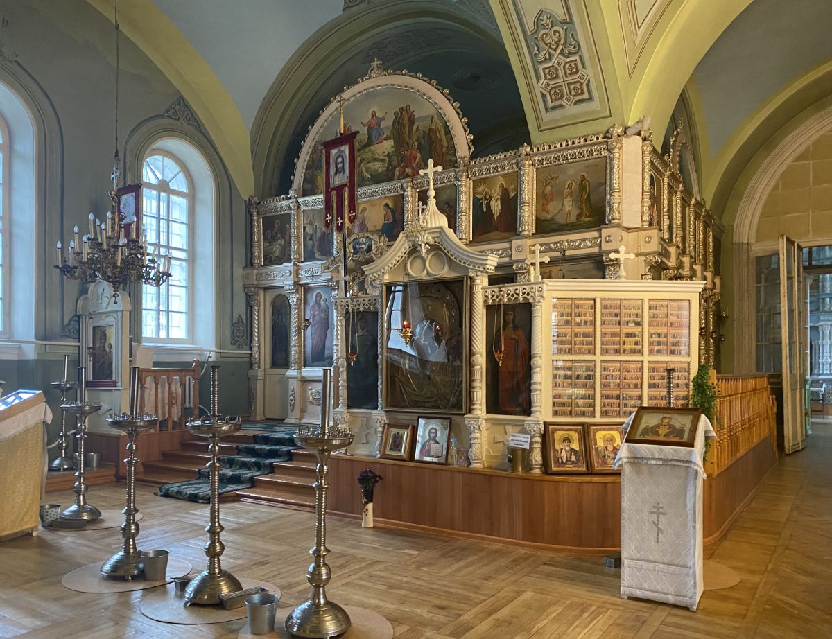 Церковь Боголюбской иконы Божией Матери, Зимарово (Александро-Невский район, Рязанская область). интерьер и убранство, Левый придельный иконостас