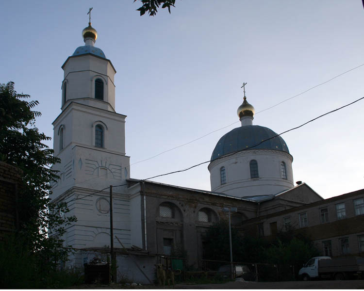 Аксай. Церковь Успения Пресвятой Богородицы. общий вид в ландшафте