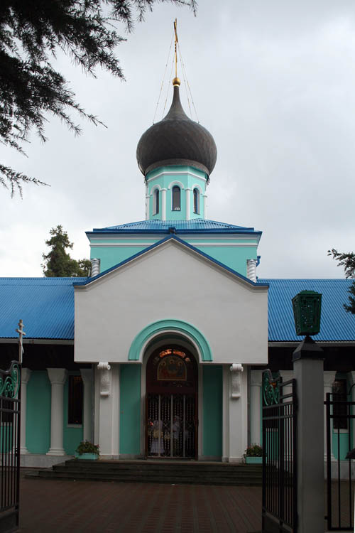 Церковь Троицы Живоначальной, Адлер (Сочи, город, Краснодарский край). фасады