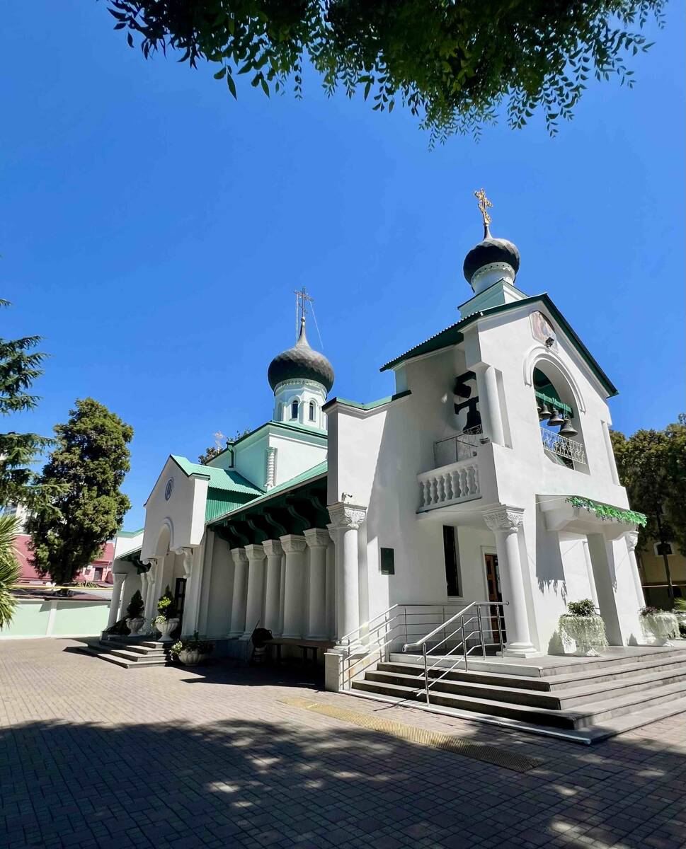Церковь Троицы Живоначальной, Адлер (Сочи, город, Краснодарский край). фасады
