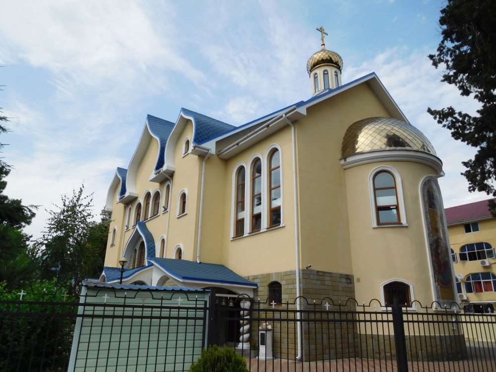 Церковь Сошествия Святого Духа (новая), Адлер (Сочи, город, Краснодарский край). фасады