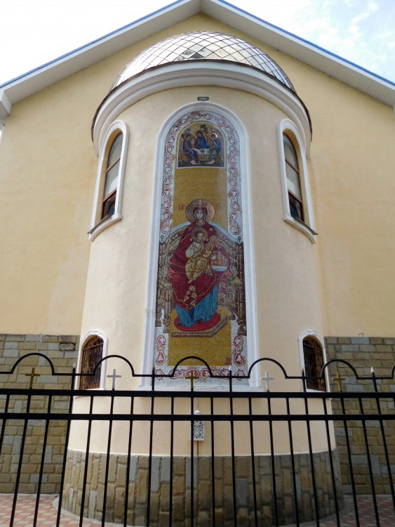 Церковь Сошествия Святого Духа (новая), Адлер (Сочи, город, Краснодарский край). фасады