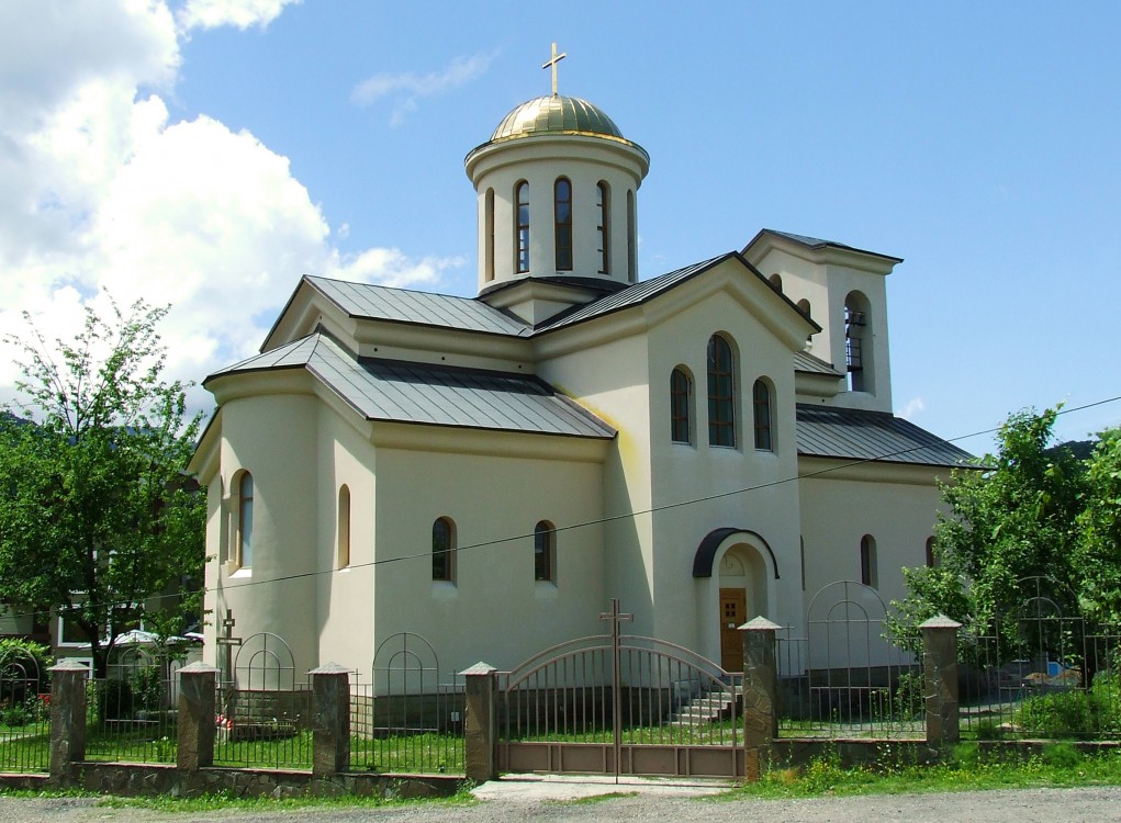 Церковь Харалампия Магнезийского (новая), Красная Поляна (Сочи, город, Краснодарский край). фасады