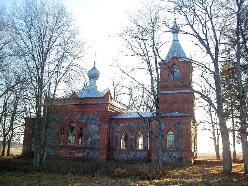 Церковь Сретения Господня, Сканькалне (Валмиерский край, Латвия). фасады