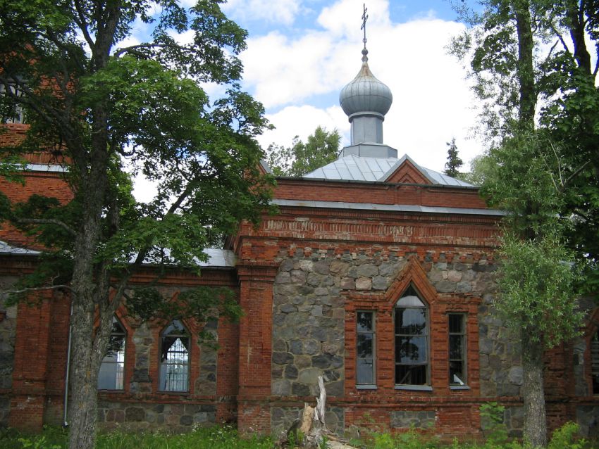 Церковь Сретения Господня, Сканькалне (Валмиерский край, Латвия). фасады