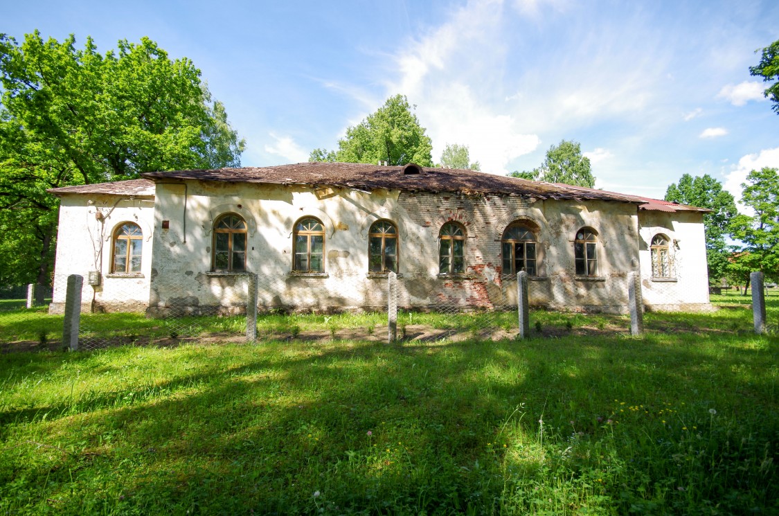 Церковь Троицы Живоначальной, Руйиена (Валмиерский край, Латвия). фасады