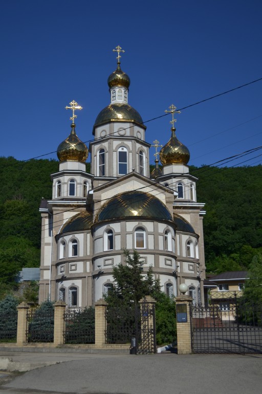 Церковь Ольги равноапостольной, Ольгинка (Туапсинский район, Краснодарский край). фасады