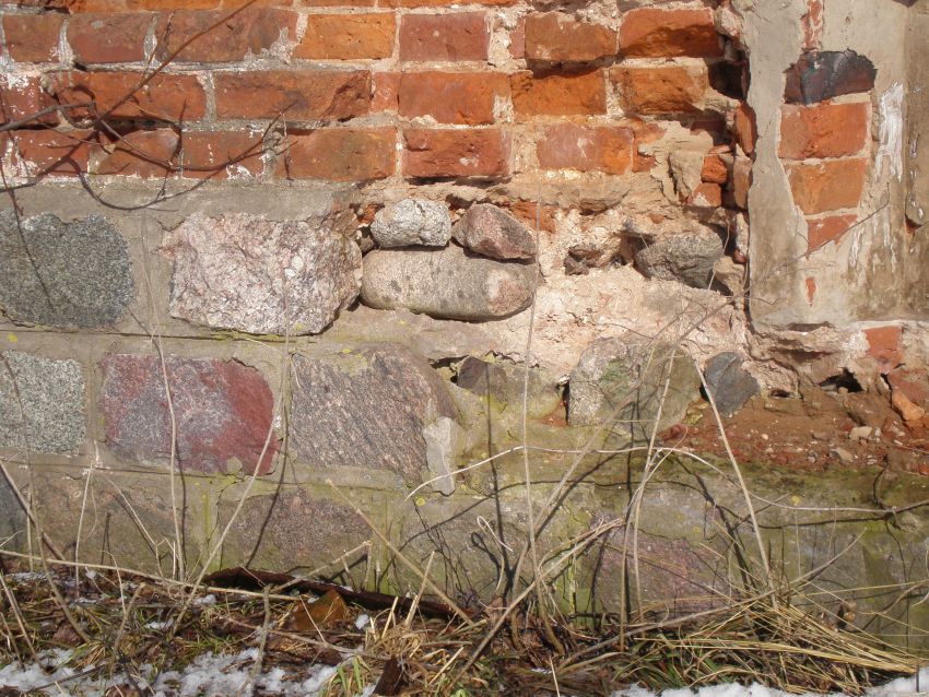 Церковь Иверской иконы Божией Матери, Лутовенка (Валдайский район, Новгородская область). архитектурные детали