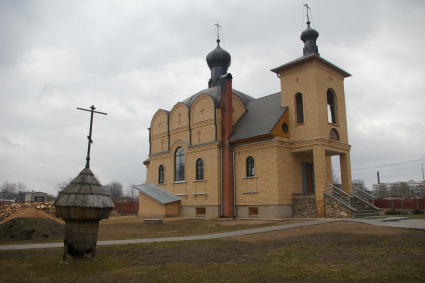 Валка. Церковь Иверской иконы Божией Матери. фасады