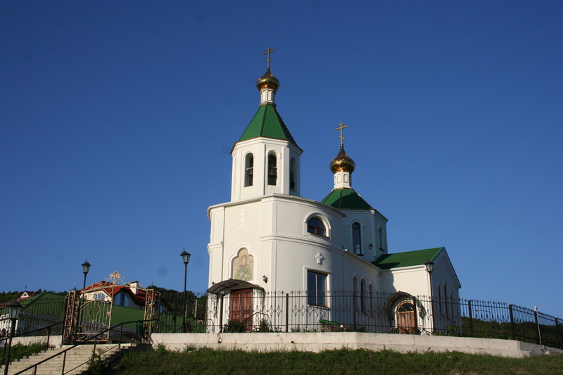 Абрау-Дюрсо. Церковь Ксении Петербургской. фасады