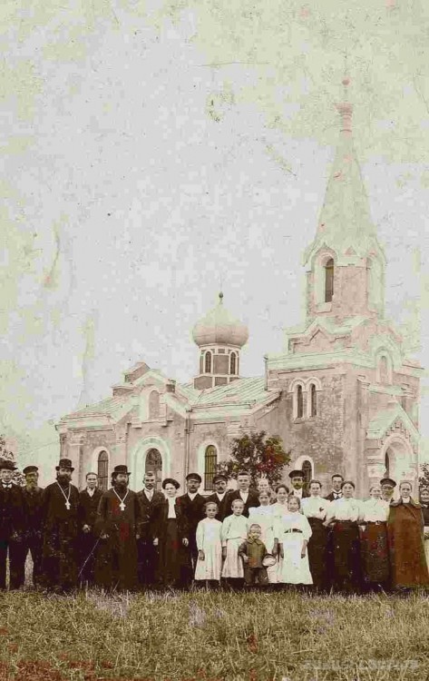 Церковь Успения Пресвятой Богородицы, Поциемс (Лимбажский край, Латвия). архивная фотография, Фото с сайта http://www.zudusilatvija.lv/