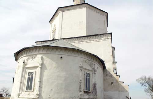 Церковь Воскресения Христова, Клин (Куньинский район, Псковская область). архитектурные детали, апсида