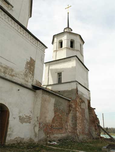 Церковь Воскресения Христова, Клин (Куньинский район, Псковская область). архитектурные детали