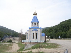 Трасса М4, 1392-й километр. Часовня Николая Чудотворца