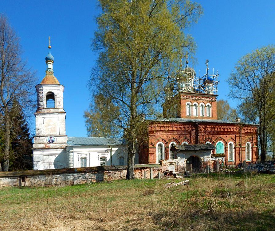 Церковь Спаса Всемилостивого, Сутоки (Рамешковский район, Тверская область). фасады