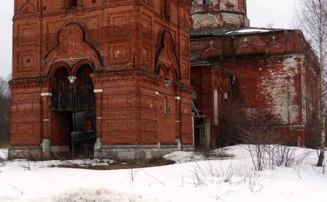 Церковь Казанской иконы Божией Матери, Красное (Кимрский район и г. Кимры, Тверская область). архитектурные детали