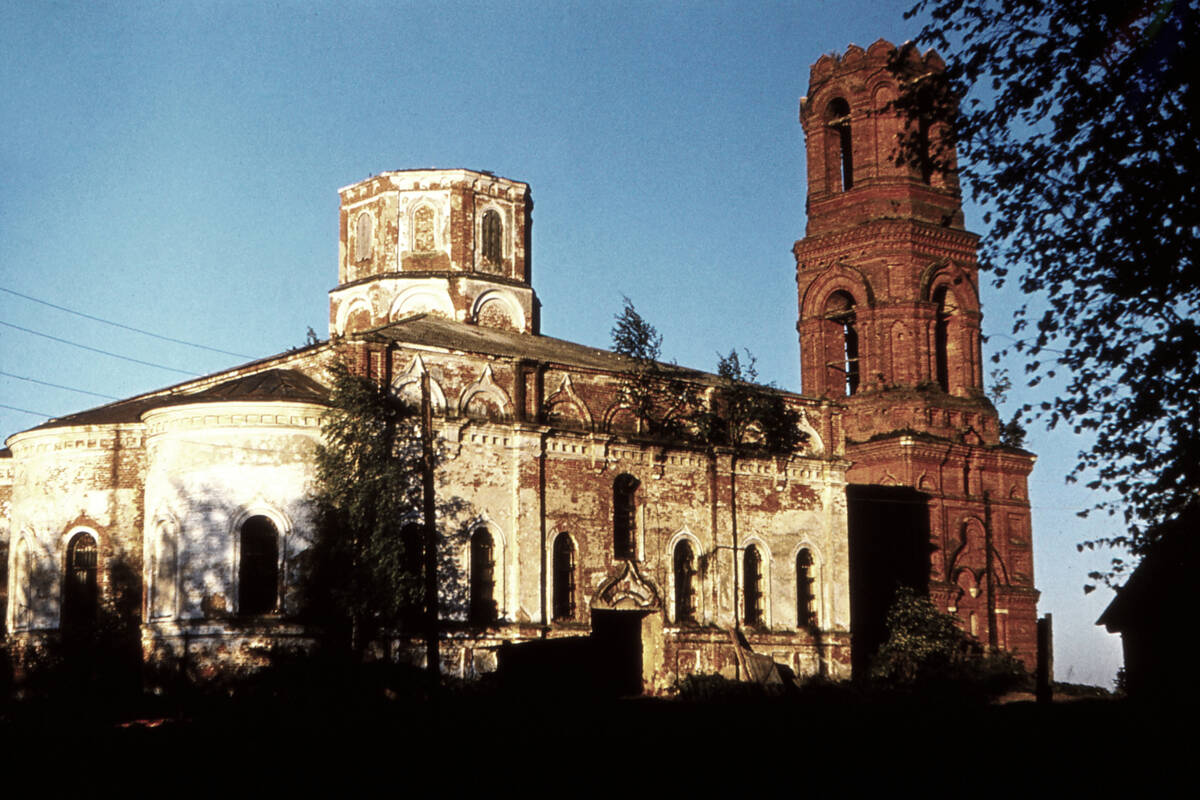 Церковь Казанской иконы Божией Матери, Красное (Кимрский район и г. Кимры, Тверская область). фасады