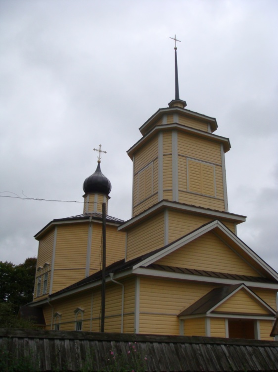 Церковь Георгия Победоносца (новая), Тригорское (Пушкиногорский район, Псковская область). фасады