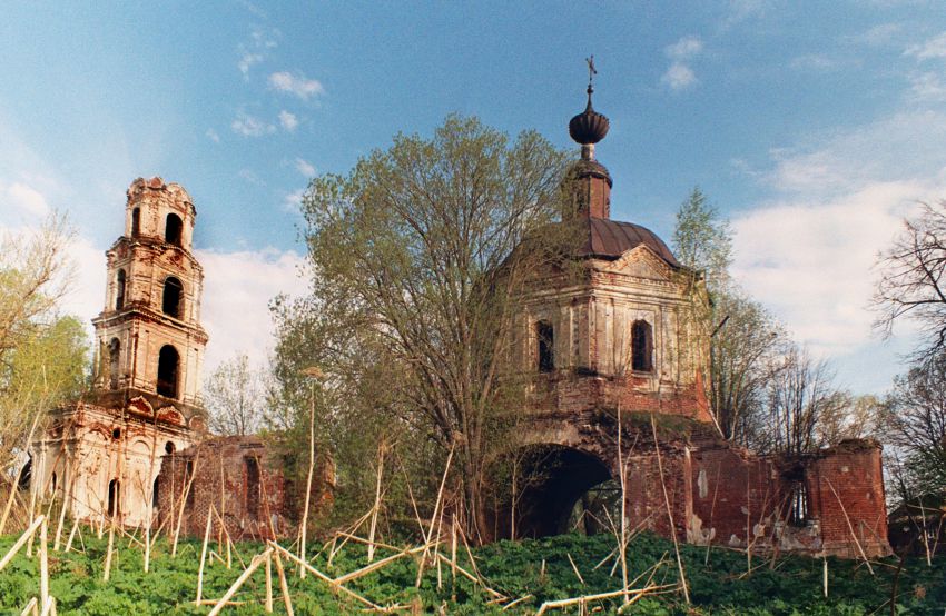 Церковь Николая Чудотворца, Скорынево (Бежецкий район, Тверская область). фасады