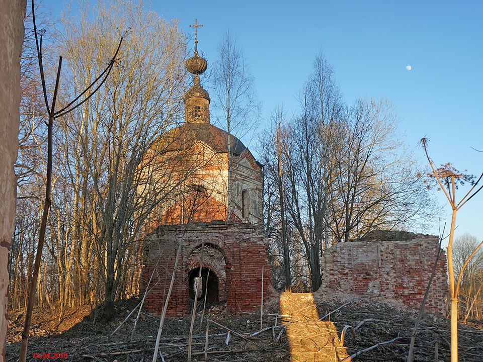 Церковь Николая Чудотворца, Скорынево (Бежецкий район, Тверская область). фасады