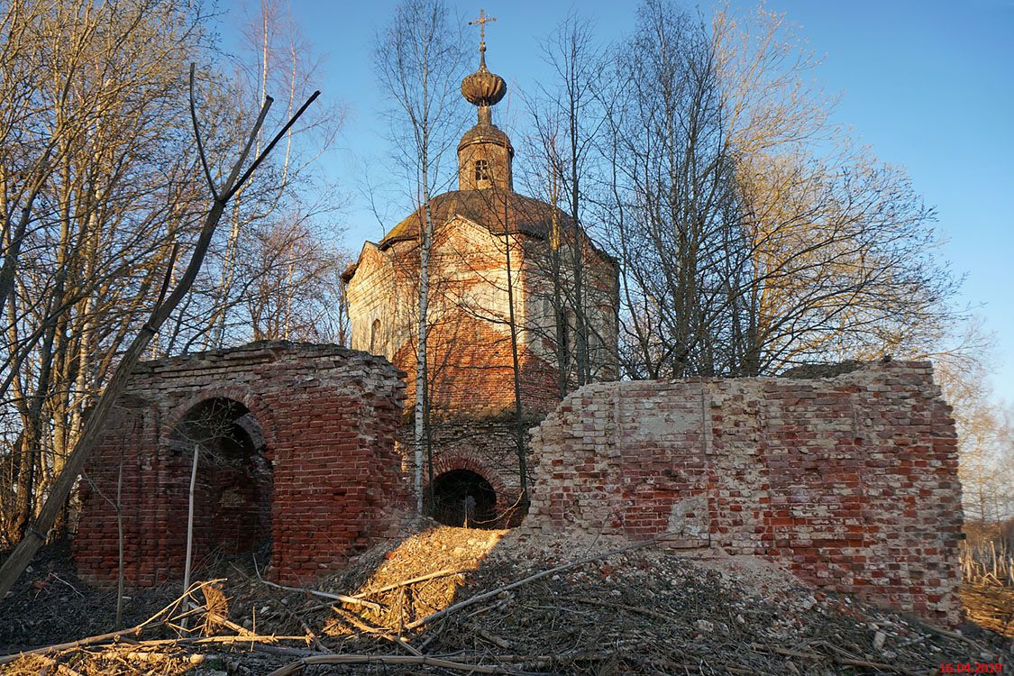 Церковь Николая Чудотворца, Скорынево (Бежецкий район, Тверская область). фасады