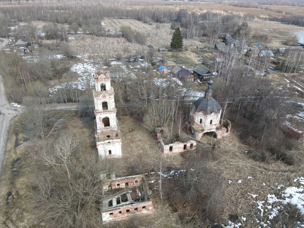 Скорынево. Церковь Николая Чудотворца. общий вид в ландшафте