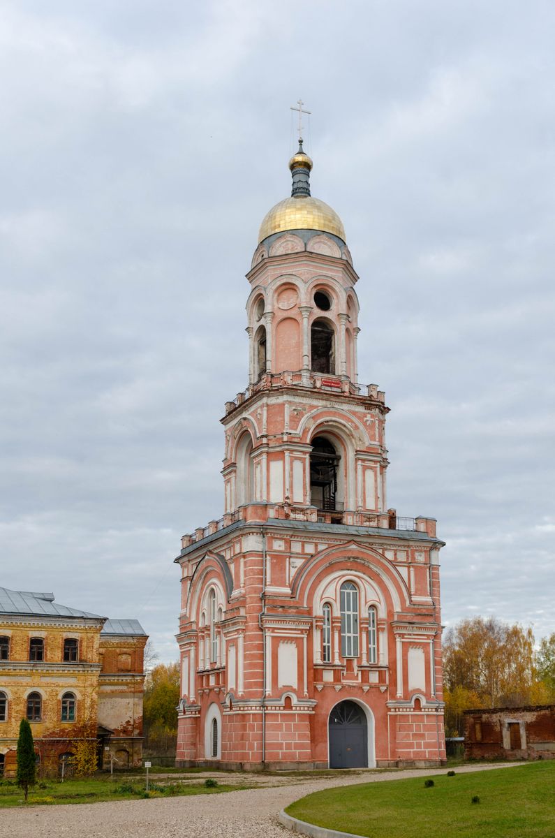 Казанский монастырь. Церковь Ефрема Сирина и Неонилы, Вышний Волочёк (Вышневолоцкий район и г. Вышний Волочёк, Тверская область). фасады