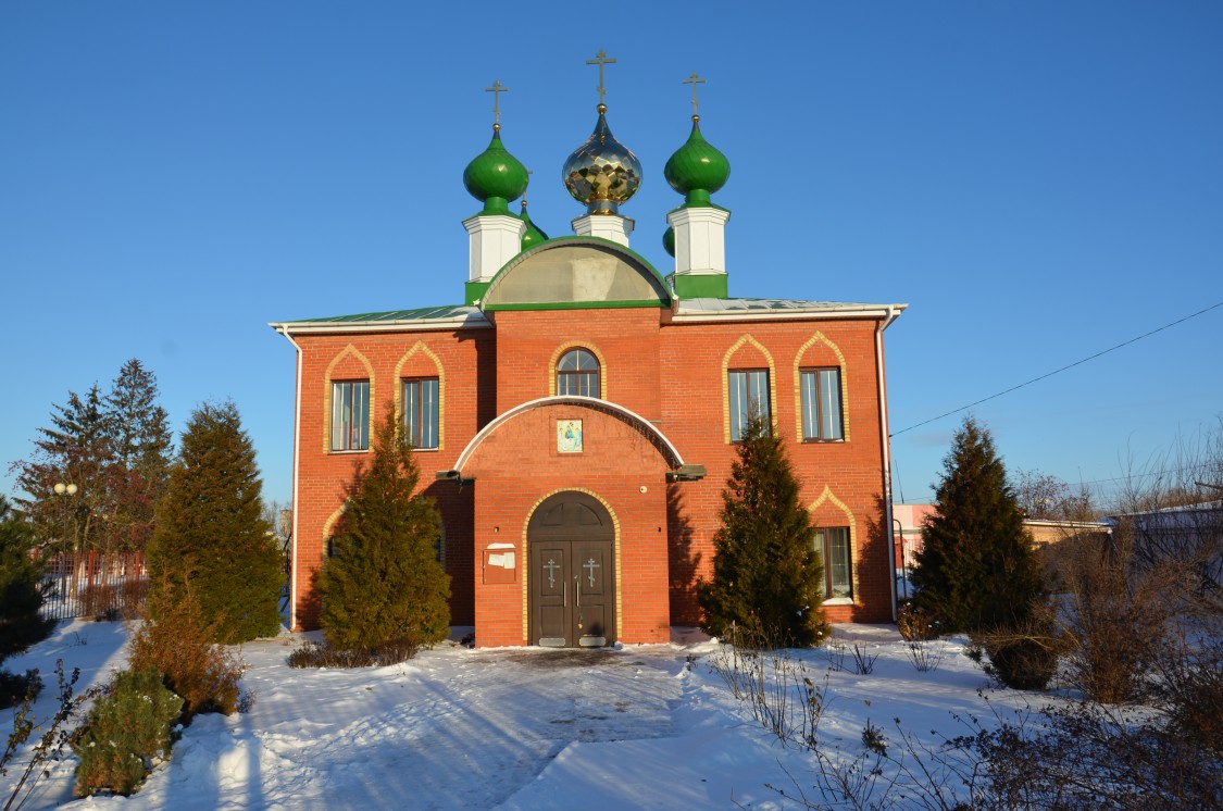 Церковь Троицы Живоначальной, Комаричи (Комаричский район, Брянская область). фасады