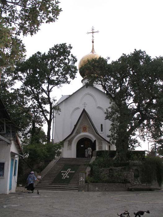 Церковь Николая  Чудотворца и Александры Римской, Ялта (Ялта, город, Республика Крым). фасады