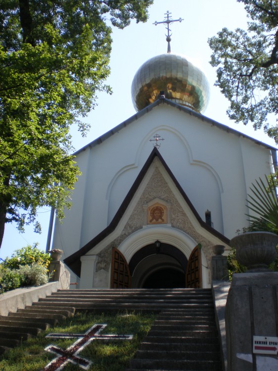 Церковь Николая  Чудотворца и Александры Римской, Ялта (Ялта, город, Республика Крым). архитектурные детали