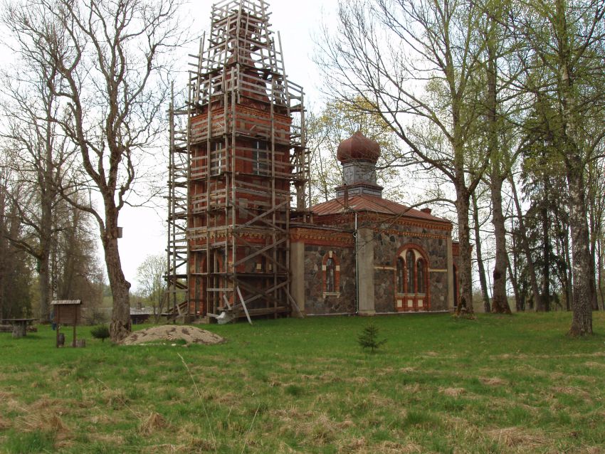 Церковь Николая Чудотворца, Ароди (Цесисский край, Латвия). общий вид в ландшафте, Латвия.Аматский край.Коса.