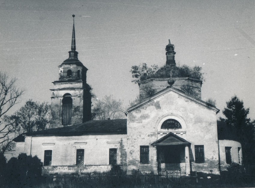 Тверская область, Калининский район, Семёновское. Церковь Димитрия Солунского, фотография. фасады