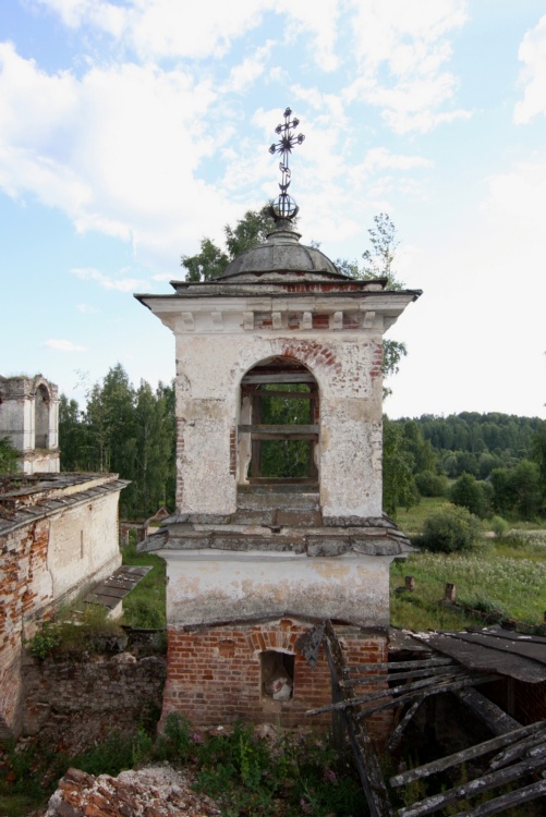 Церковь Петра и Павла, Переслегино (Торжокский район и г. Торжок, Тверская область). архитектурные детали