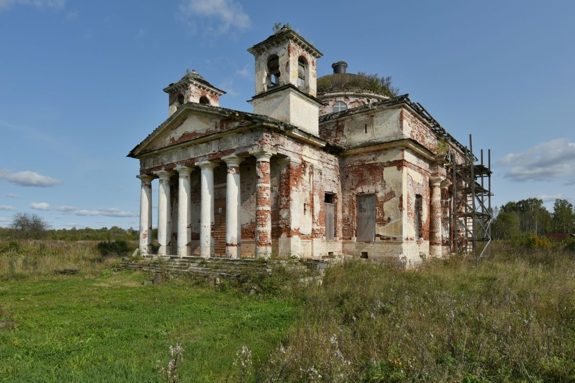 Переслегино. Церковь Петра и Павла. фасады, Вид с юго-запада