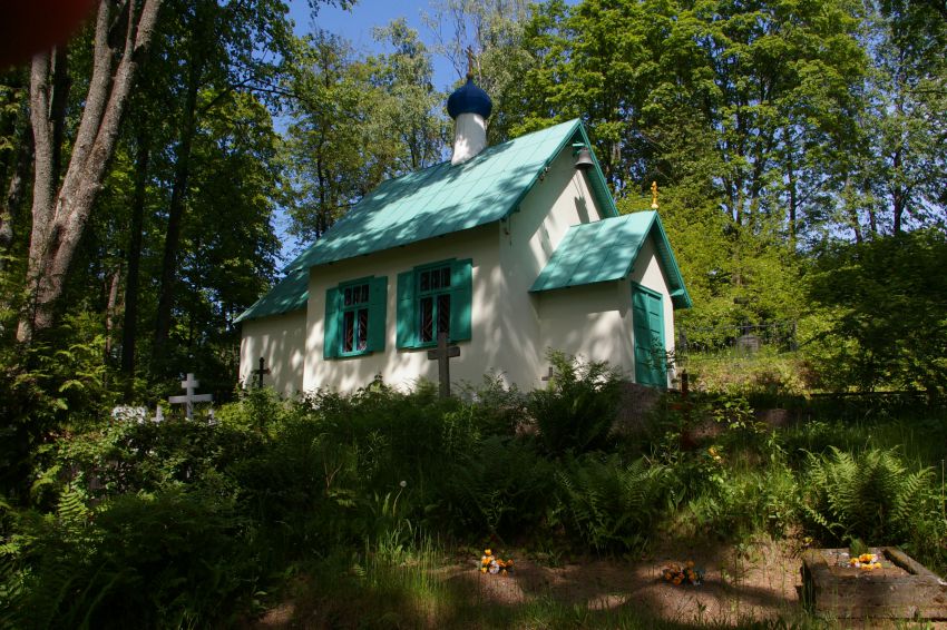 Церковь Сошествия Святого Духа, Икшкиле (Огрский край, Латвия). фасады
