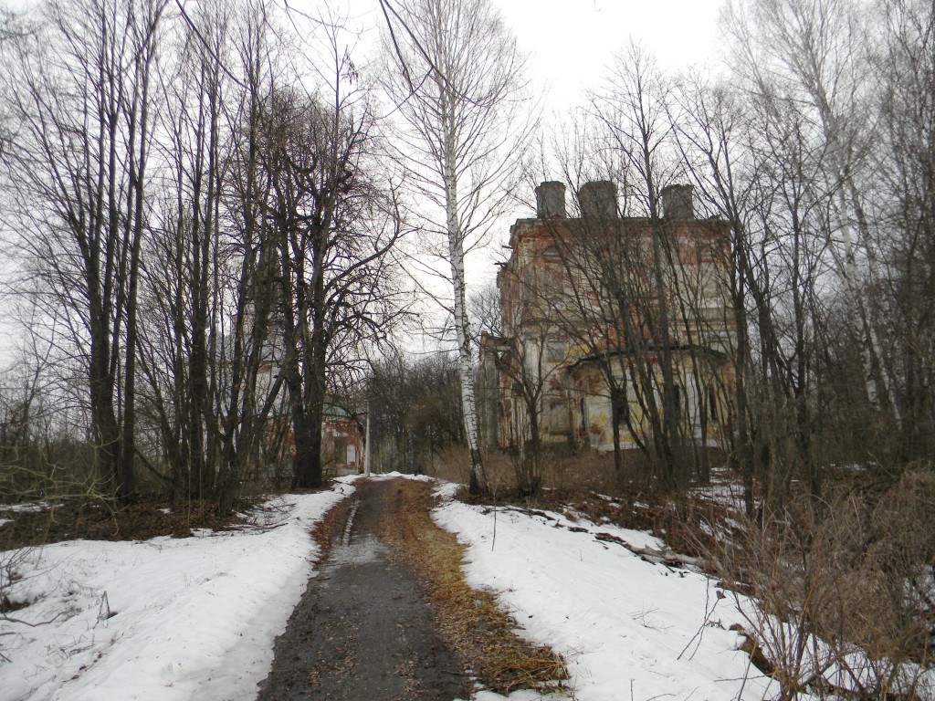 Храмовый комплекс. Церкви Николая Чудотворца и Успения Пресвятой Богородицы, Хотимль (Южский район, Ивановская область). фасады