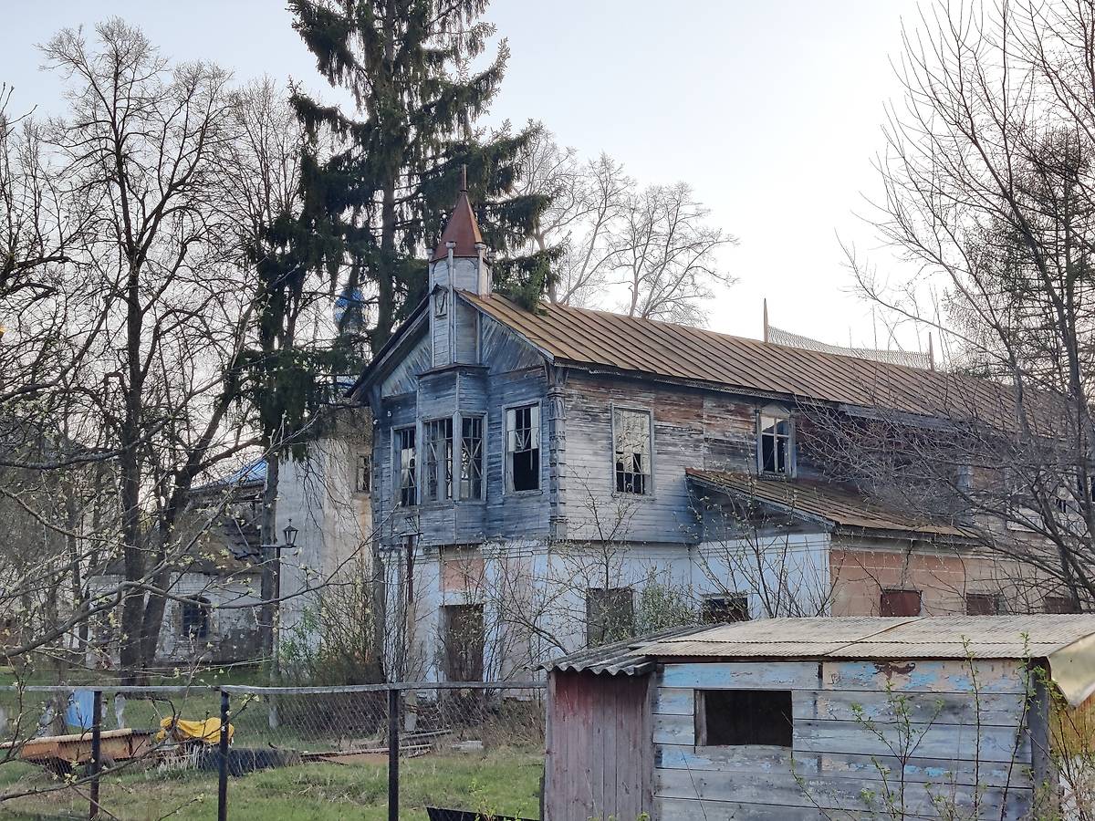 Хозяйственные постройки монастыря., дополнительная информация. Борковская Троице-Николаевская пустынь, Борок (Южский район, Ивановская область)