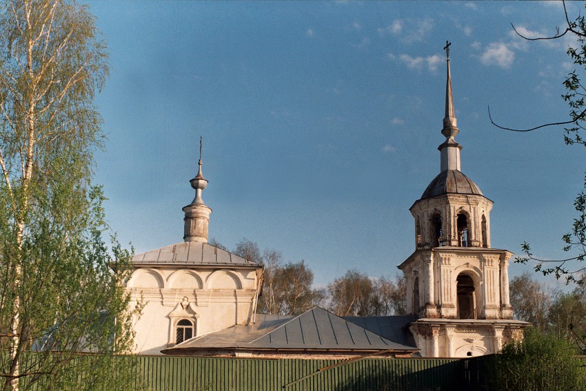 Благовещенский женский монастырь (новый). Церковь Воздвижения Креста Господня, Бежецк (Бежецкий район, Тверская область). фасады