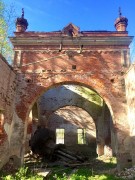 Церковь Преображения Господня, Рухнувший внутрь основного объёма главный купол с крестом<br>, Сунтажи, Огрский край, Латвия