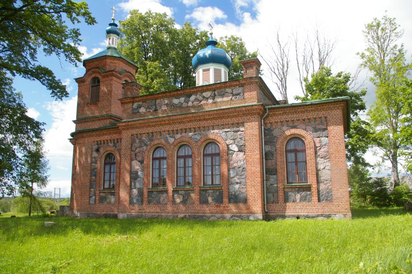 Церковь Арсения Великого, Крапе (Огрский край, Латвия). фасады