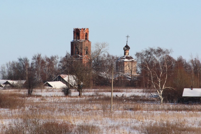 Княжево. Церковь Благовещения Пресвятой Богородицы. общий вид в ландшафте