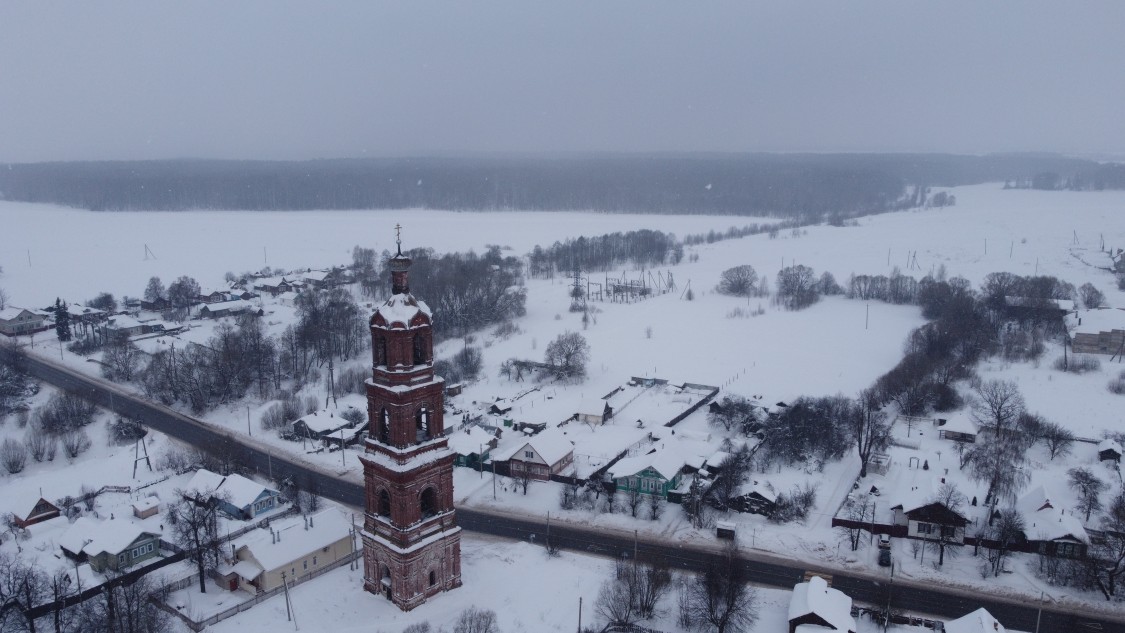 Колокольня церкви Воскресения Словущего, Афанасьевское (Шуйский район, Ивановская область). общий вид в ландшафте