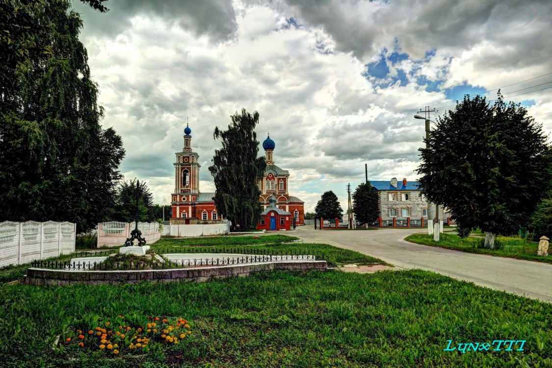 Церковь Успения Пресвятой Богородицы, Шилово (Шиловский район, Рязанская область). общий вид в ландшафте