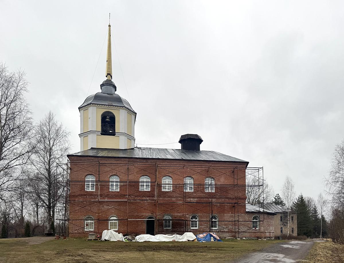 Южный фасад, фасады. Антониево-Дымский монастырь. Собор Казанской иконы Божией Матери, Красный Броневик (Бокситогорский район, Ленинградская область)