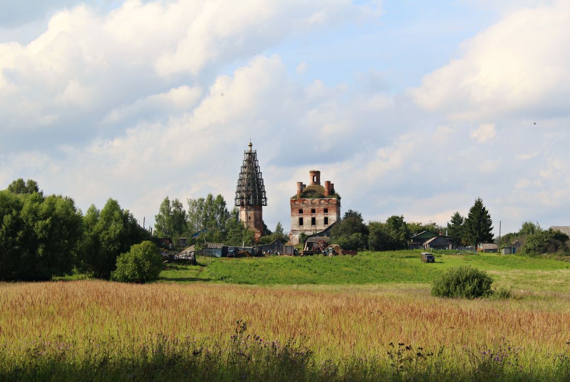 Церковь Успения Пресвятой Богородицы, Кулачёво (Ильинский район, Ивановская область). общий вид в ландшафте