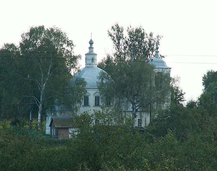 Григорьево. Церковь Николая Чудотворца. общий вид в ландшафте