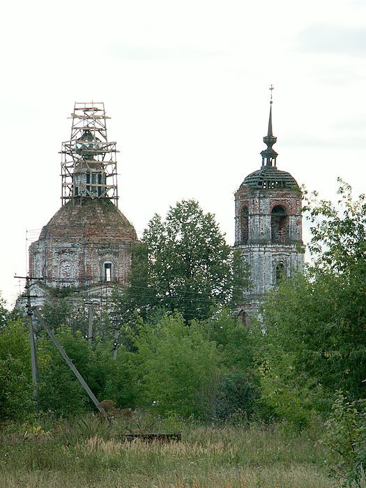 Церковь Владимирской иконы Божией Матери, Крапивново (Тейковский район, Ивановская область). общий вид в ландшафте