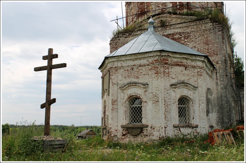 Церковь Владимирской иконы Божией Матери, Крапивново (Тейковский район, Ивановская область). архитектурные детали