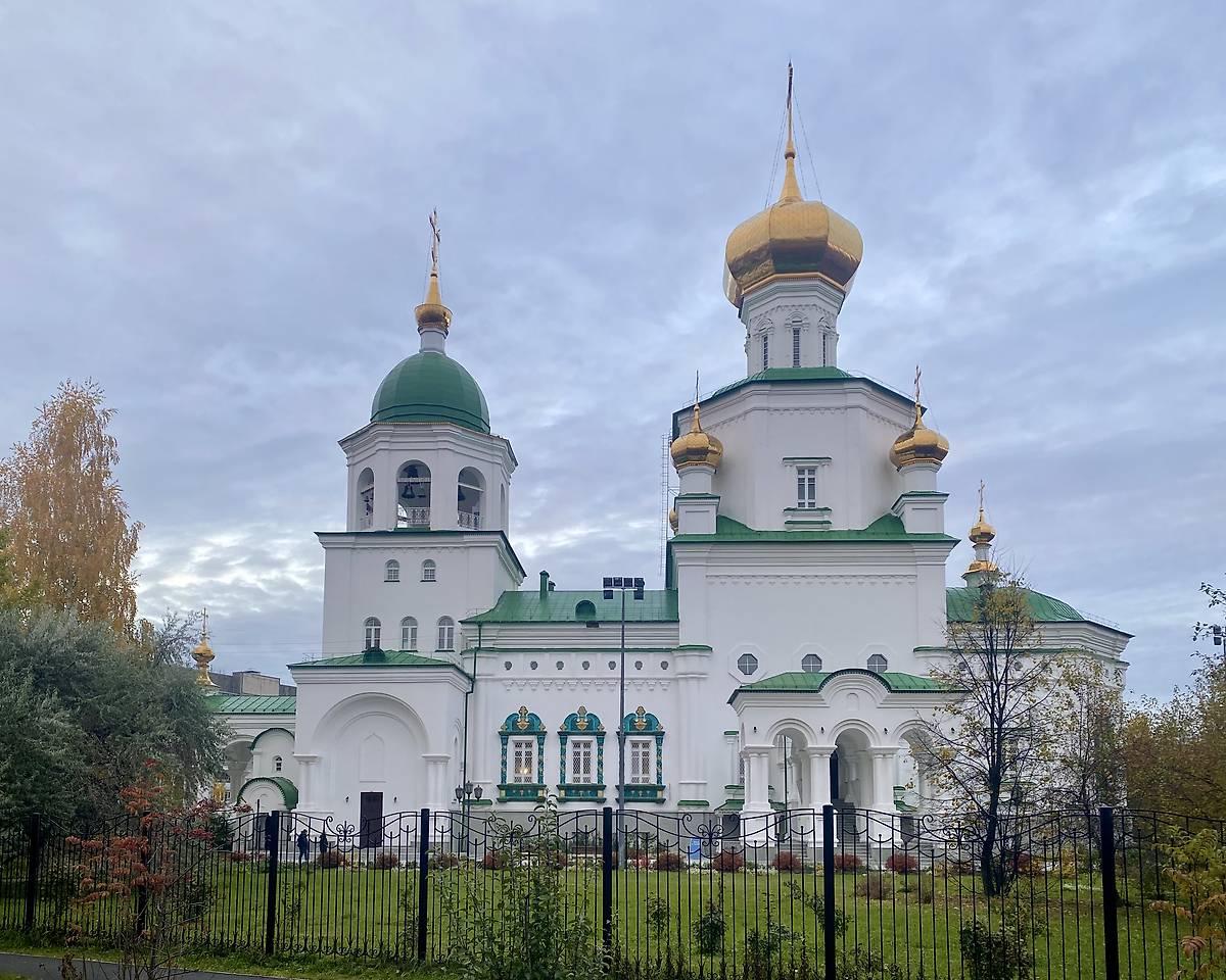 Южный фасад, фасады. Собор Благовещения Пресвятой Богородицы (новый), Тюмень (Тюмень, город, Тюменская область)