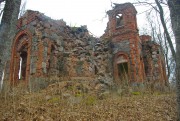 Церковь Троицы Живоначальной - Берзауне - Мадонский край - Латвия